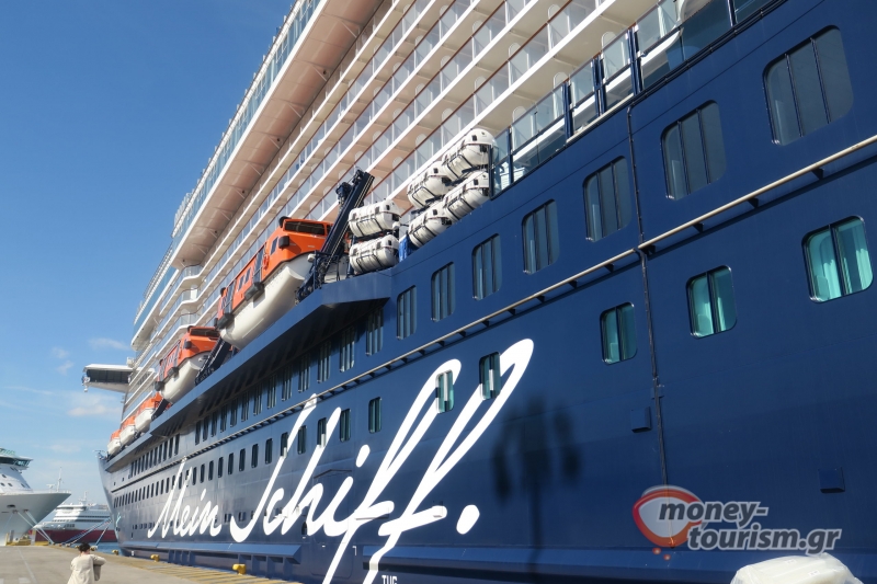 AIDA и TUI Cruises начинают в мае круизы из Корфу и Ираклиона