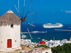 Более 2 тысяч туристов в Греции остались без круизов