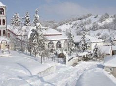 Волшебный горнолыжный курорт Греции на Рождество