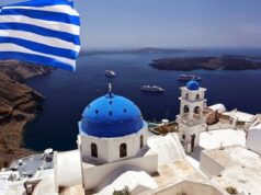 Греция привлекает все больше посетителей
