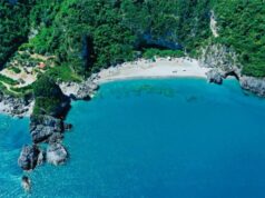 Пляж Хилиаду на острове Эвия номинирован на «Лучшую европейскую кинолокацию»